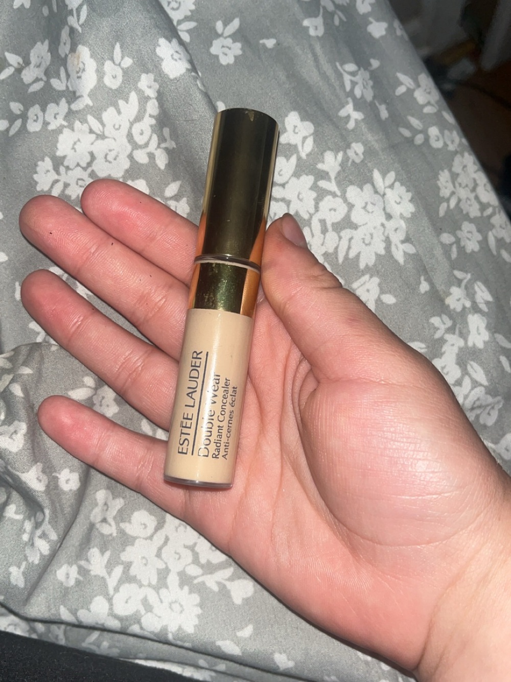 Estee Lauder Double Wear Radiant Concealer - Beige with Gold Cap